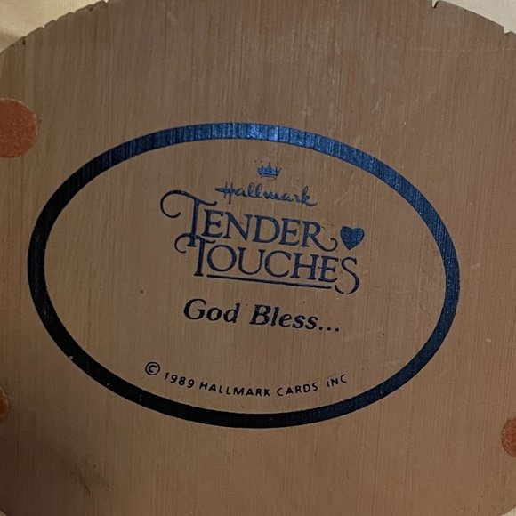 Chipmunk Praying Tender Touches Hallmark Figurine - Picture 6 of 8